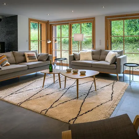 Chalet Morris - Ovo Network *